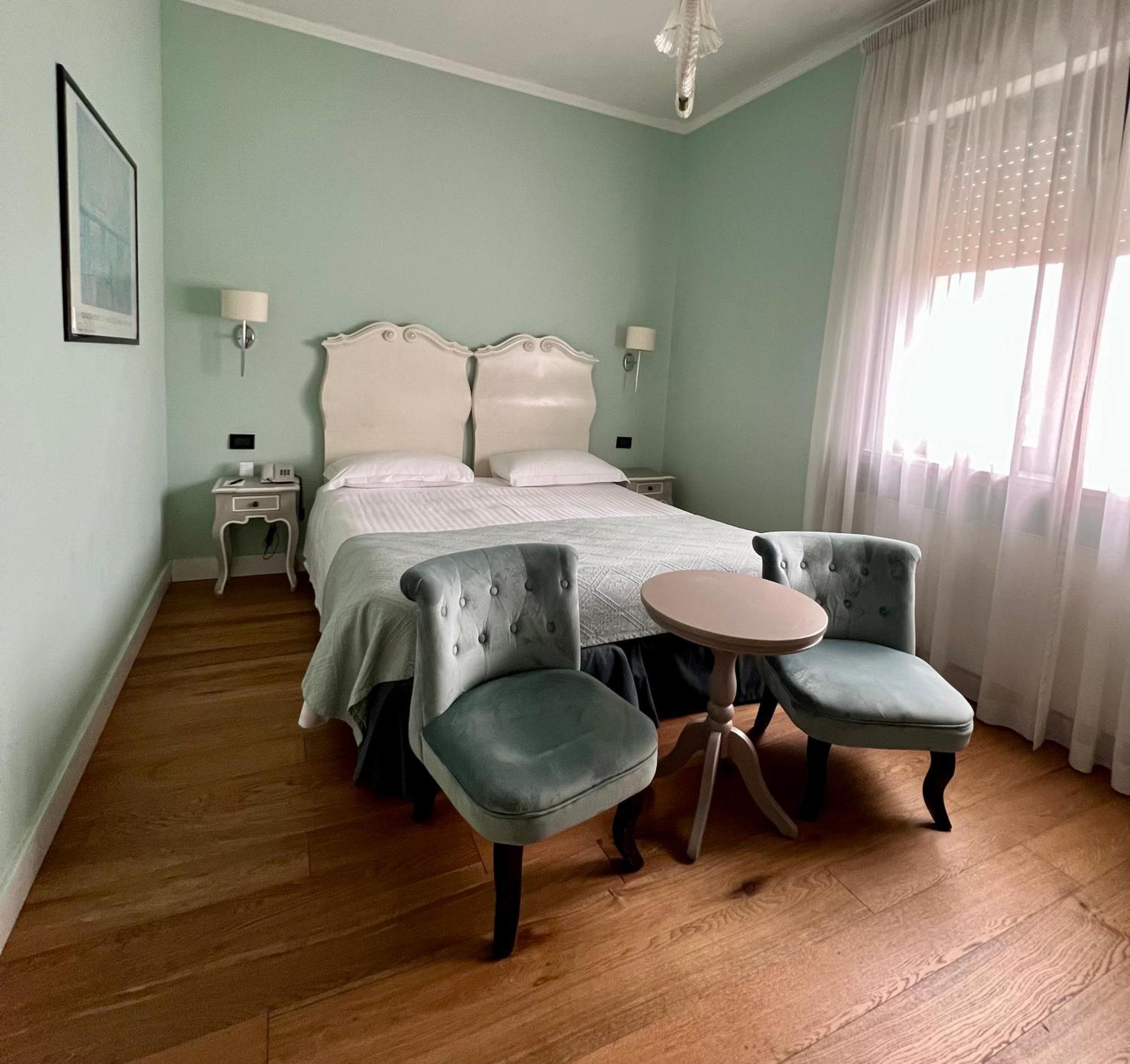 Hotel Fenix Рим Екстер'єр фото